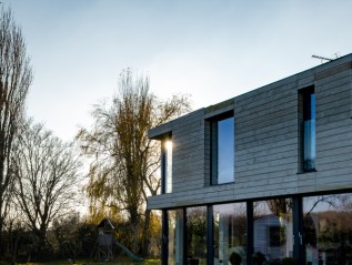 Lavington House, TN25&nbsp;5NY